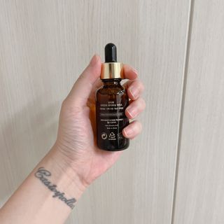 스킨큐어 산다화 비타민c 화이트닝 에센스 30ml — 5점을 준 리뷰어가 2023년 7월 올린 사용 사진