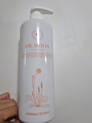 프리[닥터문] 유산균 락토케어 질경초 여성청결제 1000ml (젤타입) — 5점을 준 리뷰어가 2022년 5월 올린 사용 사진