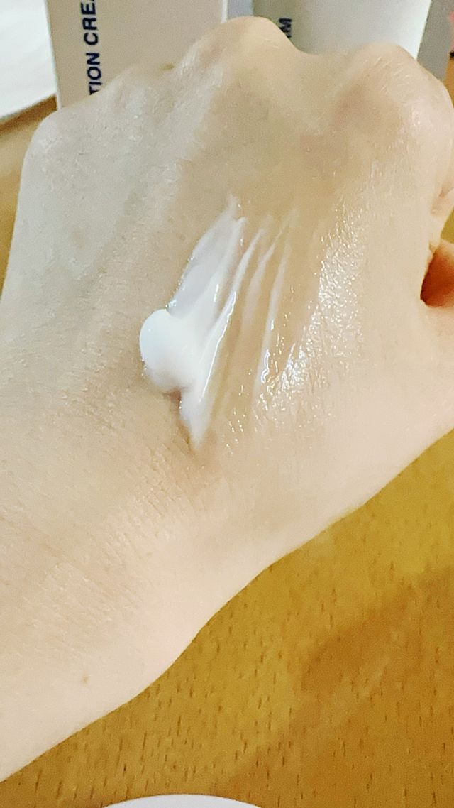 일반 릴스[토아스] 리쥬브네이션 EGF 진정 병풀 보습크림 50g 리뷰 사진