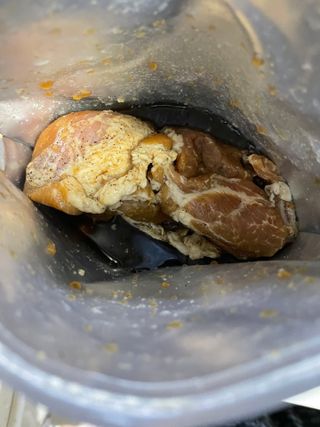 소담스퀘어 상암 통큰오리착한삼겹 1석3조수제양념돼지갈비 — 5점을 준 리뷰어가 2022년 12월 올린 사용 사진