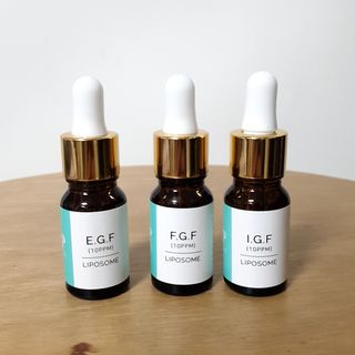 랑팡 EGF+FGF+IGF10ppm 리포좀 앰플 원액 10ml — 5점을 준 리뷰어가 2021년 10월 올린 사용 사진