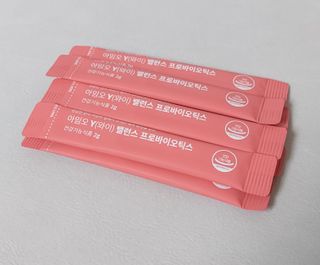 아임오 Y와이 밸런스 프로바이오틱스 30포 — 5점을 준 리뷰어가 2021년 11월 올린 사용 사진