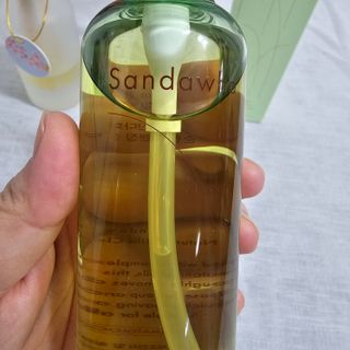 스킨큐어 산다화 순한 클렌징 동백 오일 200ml — 5점을 준 리뷰어가 2023년 5월 올린 사용 사진