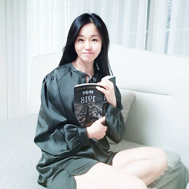아르보노 새틴 노브라 블라우스 SET 리뷰 사진