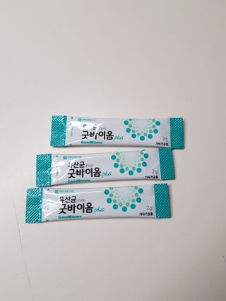 프리마인 유산균 국가지정연구소 선정, 살아있는 생유산균 200억 마리의 힘. 유산균n굿바이옴플러스 — 3점을 준 리뷰어가 2021년 12월 올린 사용 사진