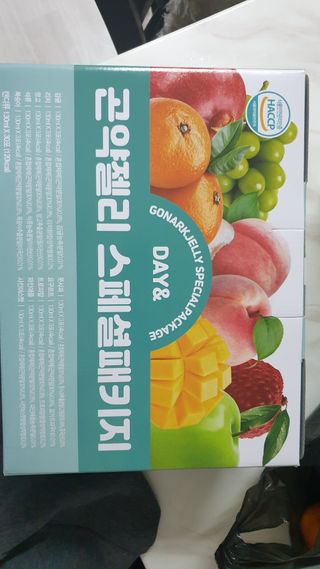 참앤들황토농원 10가지 맛, 입맛대로 스페셜하게~ 가볍게 한 포 땡! 곤약젤리 스페셜 패키지 130ml x 30포 — 5점을 준 리뷰어가 2022년 12월 올린 사용 사진