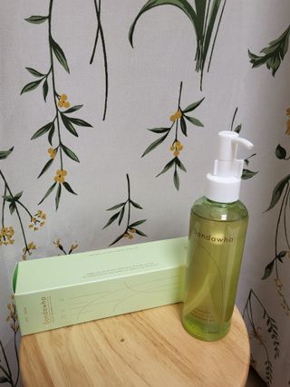 스킨큐어 산다화 순한 클렌징 동백 오일 200ml — 5점을 준 리뷰어가 2023년 4월 올린 사용 사진
