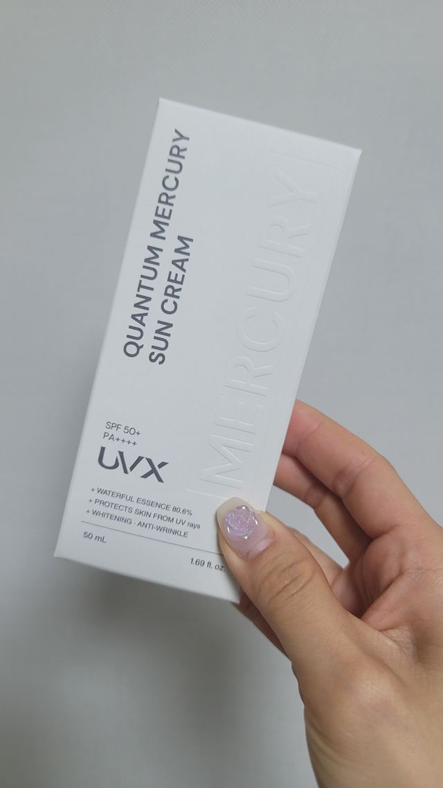UVX 퀀텀 머큐리 데일리 선크림 리뷰 사진