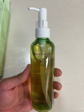 스킨큐어 산다화 순한 클렌징 동백 오일 200ml — 4.5점을 준 리뷰어가 2023년 4월 올린 사용 사진