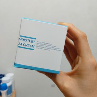 Dr.느루벗 느루벗 모이스쳐 24 크림 — 3.5점을 준 리뷰어가 2021년 1월 올린 사용 사진