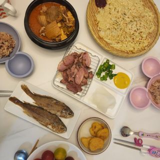 직탁 식단관리 3종 도시락(꼬막 듬뿍 곤드레비빔밥, 알리오올리오 불고기오믈렛, 매콤쭈꾸미 시래기유채밥) — 5점을 준 리뷰어가 2022년 7월 올린 사용 사진