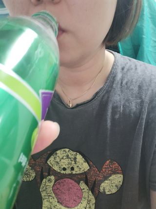 몽베스트 Montbest with Sparkling water Lime20병 — 5점을 준 리뷰어가 2022년 11월 올린 사용 사진