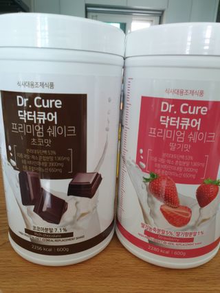 뉴트리션팩토리 닥터큐어 프리미엄쉐이크 다이어트쉐이크 — 5점을 준 리뷰어가 2021년 9월 올린 사용 사진