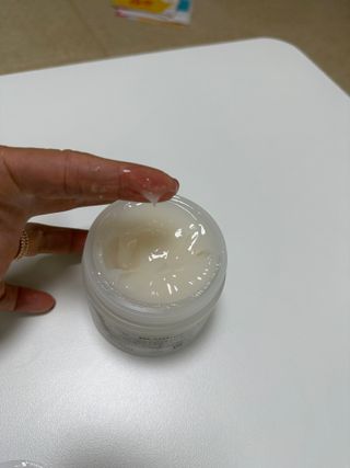 비엔디 2NOW[한글]BnD 바디 주름개선 엉덩이크림 — 5점을 준 리뷰어가 2025년 2월 올린 사용 사진