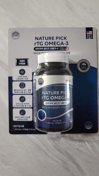 서울약사신협 네이처픽_알티지오메가3_1,205mg x 180캡슐 — 5점을 준 리뷰어가 2021년 9월 올린 사용 사진