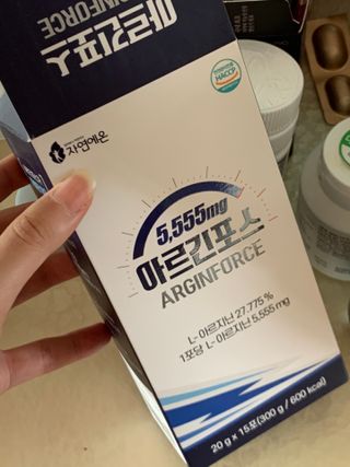 자연에온 아르긴포스 L-아르기닌 5555mg 스틱 15개입 1박스 — 4점을 준 리뷰어가 2021년 4월 올린 사용 사진