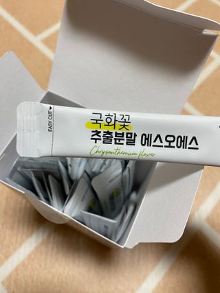 체인미 국화꽃 추출분말 에스오에스 곡류효소 과일채소 17종 혼합 분말 스틱 — 5점을 준 리뷰어가 2021년 12월 올린 사용 사진