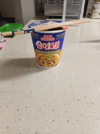 NISSIN 닛신 컵누들  4종 - 씨푸드오리지날, 씨푸드 스파이시, 씨푸드 커리, 씨푸드 XO소스 — 5점을 준 리뷰어가 2022년 3월 올린 사용 사진