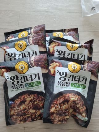 한성기업 무볼레 왕건더기 볶음밥 갈릭스테이크 — 5점을 준 리뷰어가 2021년 10월 올린 사용 사진