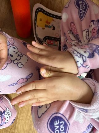 [후르디아] 골라쓰는 과즙향 핸드크림 기프트세트 — 5점을 준 리뷰어가 2023년 12월 올린 사용 사진