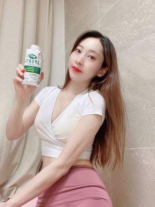 셀렉스스포츠 셀렉스 스포츠 웨이 프로틴 복숭아_ 330ml x 12팩 — 5점을 준 리뷰어가 2021년 3월 올린 사용 사진