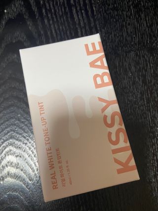 KISSY BAE 키시베이 키시베이 리얼화이트 톤업틴트 — 5점을 준 리뷰어가 2021년 8월 올린 사용 사진