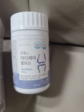 프리마인 평생 써야하는 관절의 건강을 위한 완벽설계 솔루션 관절n마디케어 플러스 120정 — 3점을 준 리뷰어가 2021년 10월 올린 사용 사진