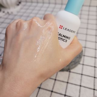 리더스코스메틱 리더스 카밍 바이오틱스 에센스 워터 — 5점을 준 리뷰어가 2021년 5월 올린 사용 사진
