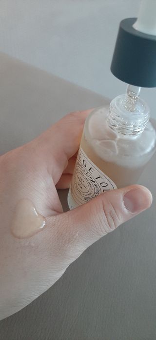 베지톨로지 비니페린 브라이트닝 앰플 — 5점을 준 리뷰어가 2022년 7월 올린 사용 사진