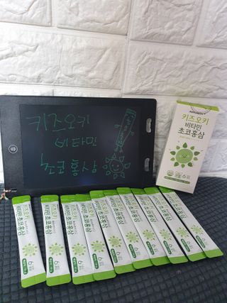 [이뮤니티플러스]우리아이 면역오키, 건강오키 _ 키즈오키 비타민초코홍삼 10포 1box — 5점을 준 리뷰어가 2022년 2월 올린 사용 사진