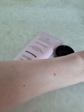 오투에니원 인컨보 바디 퍼퓸 크림 200ml — 5점을 준 리뷰어가 2023년 3월 올린 사용 사진