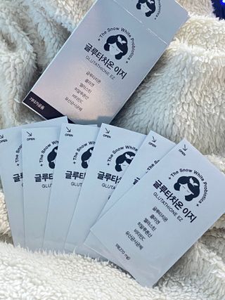 메디포스트 모비타 글루타치온 이지 필름형 30매 — 4.5점을 준 리뷰어가 2022년 12월 올린 사용 사진