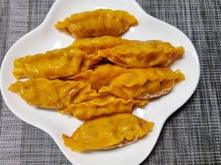 한만두 진한 해물맛 짬뽕만두 1kg — 4점을 준 리뷰어가 2021년 4월 올린 사용 사진