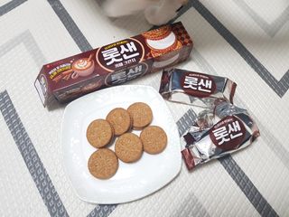 롯데제과 롯샌 카페크런치 — 5점을 준 리뷰어가 2021년 10월 올린 사용 사진