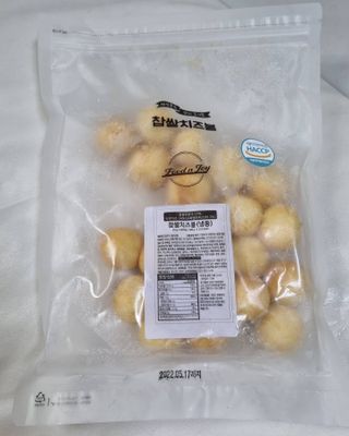 Dog&Ball 독앤볼 [Dog&Ball] 미니찹쌀볼도그 찹쌀치즈볼 — 5점을 준 리뷰어가 2021년 8월 올린 사용 사진