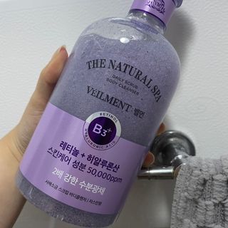 벨먼 내추럴스파 수분광채 스크럽 바디워시 600ml 5종 — 5점을 준 리뷰어가 2022년 5월 올린 사용 사진