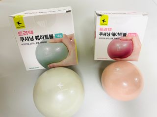 트라택 쿠셔닝 웨이트볼 0.5kg + 1kg SET — 4.5점을 준 리뷰어가 2022년 6월 올린 사용 사진
