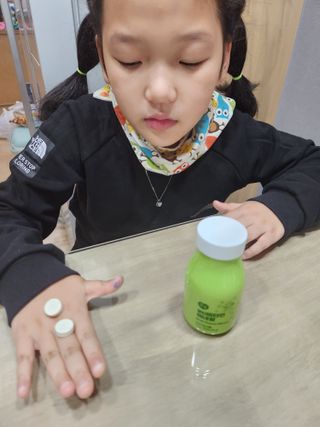 앙팡 멀티비타민미네랄 1200mg x 60정 — 5점을 준 리뷰어가 2022년 10월 올린 사용 사진
