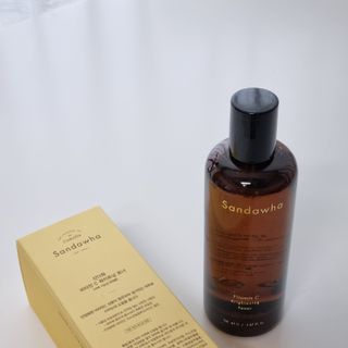 스킨큐어 산다화 비타민c 화이트닝 토너 150ml — 5점을 준 리뷰어가 2022년 2월 올린 사용 사진