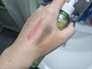 스킨큐어 산다화 순한 클렌징 동백 오일 200ml — 5점을 준 리뷰어가 2023년 4월 올린 사용 사진