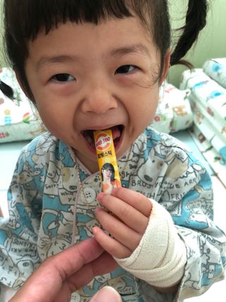 광동생활건강 비타500 팝핑스틱 — 5점을 준 리뷰어가 2023년 8월 올린 사용 사진