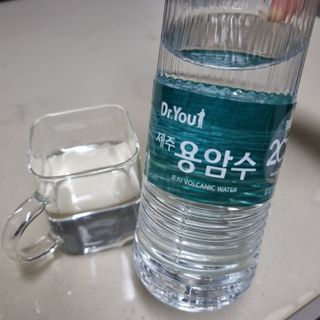 닥터유 제주용암수 닥터유 용암수 530ml — 5점을 준 리뷰어가 2022년 5월 올린 사용 사진