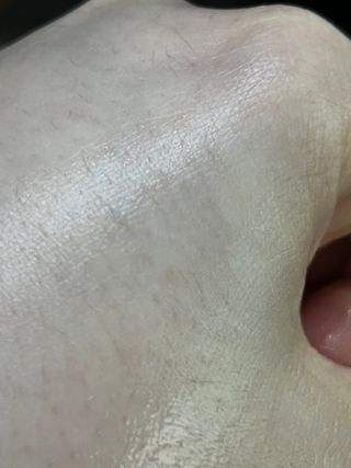 크라스나 밸런스 토너/글리밍 세럼 2종 세트 — 5점을 준 리뷰어가 2022년 7월 올린 사용 사진