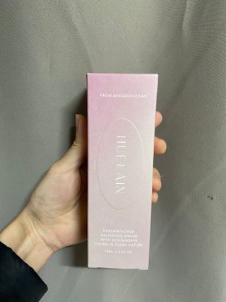[휴랑] 오미자 2,000알로 피부 생기를 채워주는 밸런싱 크림 — 4.5점을 준 리뷰어가 2021년 10월 올린 사용 사진