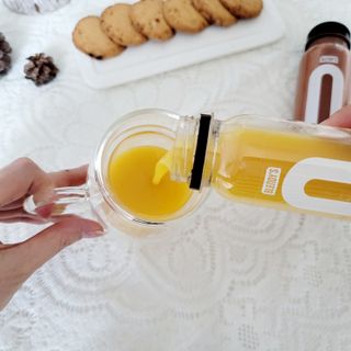 BLENDY'S 핑크 스무디+블론디 스무디 — 5점을 준 리뷰어가 2021년 12월 올린 사용 사진