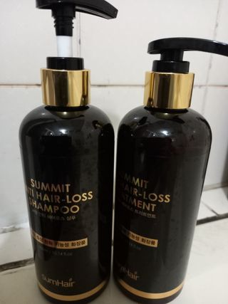 썸헤어 / SUMHAIR 썸헤어  써밋 안티 헤어로스 샴푸+트리트먼트 — 5점을 준 리뷰어가 2021년 6월 올린 사용 사진