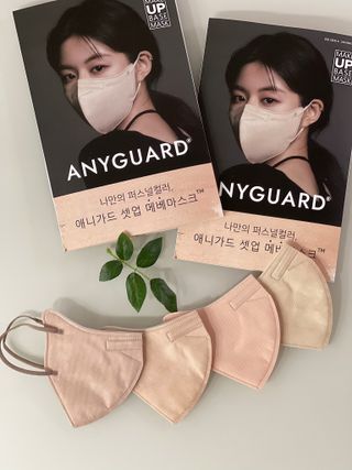 애니가드 셋업메베마스크 (대형 4컬러 + 중형 4컬러) — 5점을 준 리뷰어가 2022년 4월 올린 사용 사진