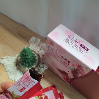 헬스업_쁘띠쁘띠석류콜라겐젤리_20g x 14포 — 5점을 준 리뷰어가 2020년 12월 올린 사용 사진