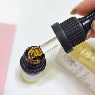 라라로즈데이 시즌2 천연 아로마오일 Y존 케어 속옷향수 이너퍼퓸 5ml  여성의 자존감을 UP시키자 — 5점을 준 리뷰어가 2021년 10월 올린 사용 사진