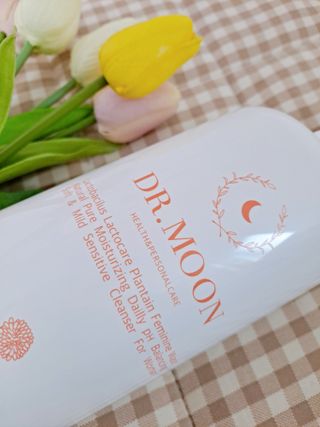 프리[닥터문] 유산균 락토케어 질경초 여성청결제 1000ml (젤타입) — 4점을 준 리뷰어가 2022년 6월 올린 사용 사진